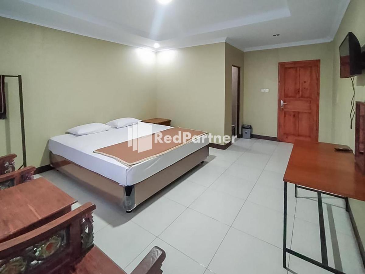 Pertiwi Village Redpartner Paragajen Extérieur photo